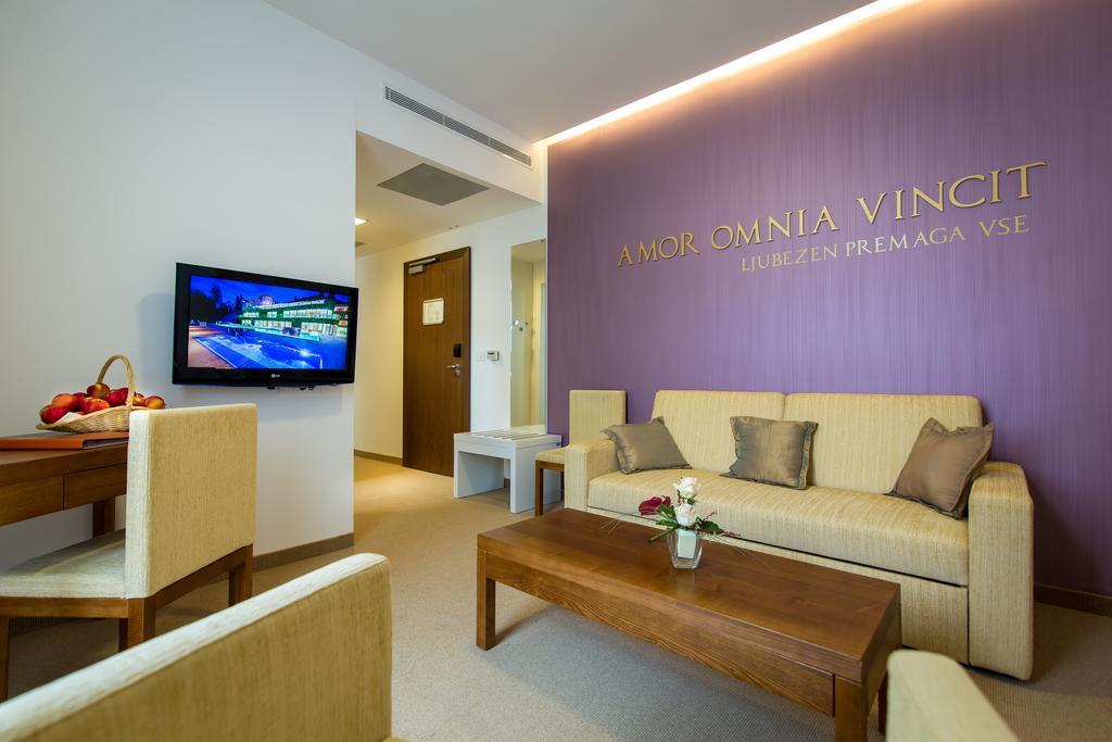 Rimske Terme - Hotel Zdraviliski Dvor Rimske Toplice Pokój zdjęcie