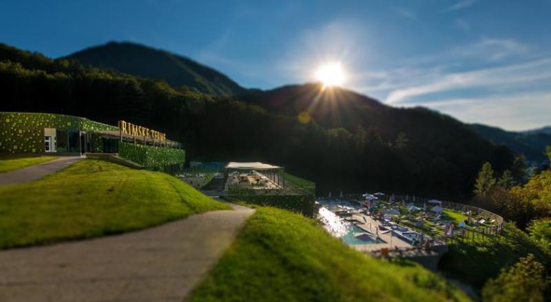 Rimske Terme - Hotel Zdraviliski Dvor Rimske Toplice Zewnętrze zdjęcie
