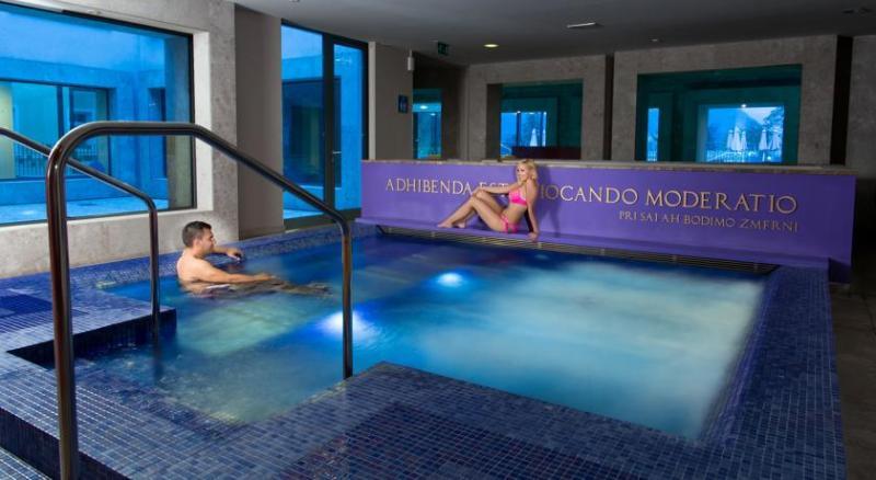 Rimske Terme - Hotel Zdraviliski Dvor Rimske Toplice Zewnętrze zdjęcie