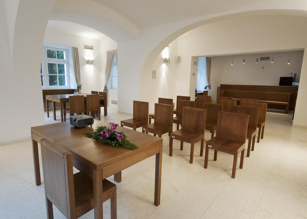 Rimske Terme - Hotel Zdraviliski Dvor Rimske Toplice Zewnętrze zdjęcie