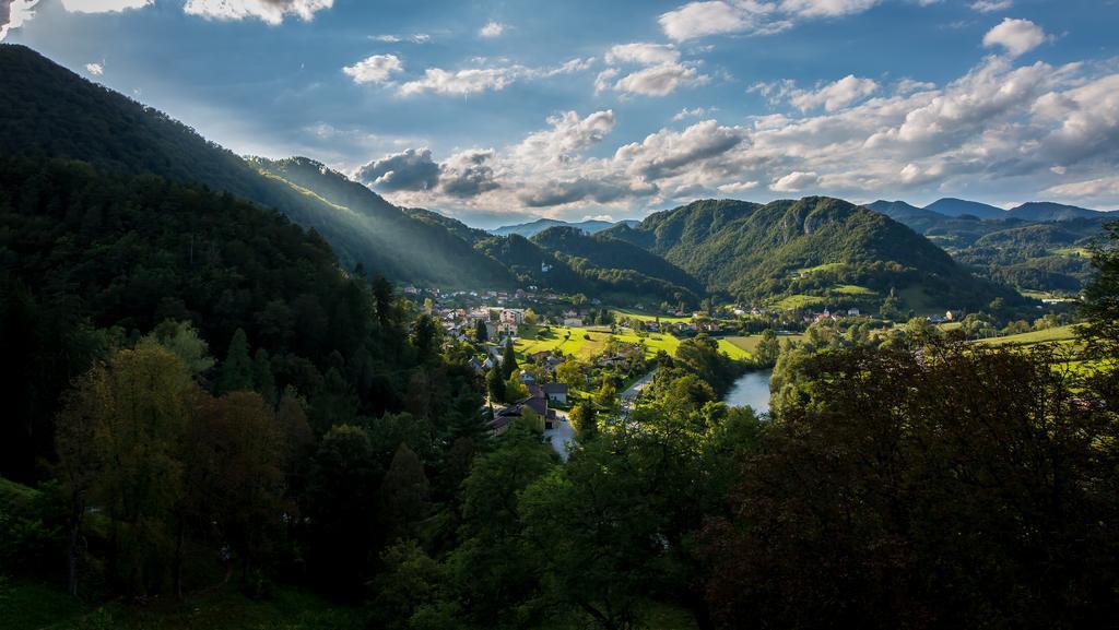 Rimske Terme - Hotel Zdraviliski Dvor Rimske Toplice Zewnętrze zdjęcie
