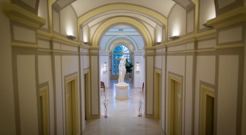 Rimske Terme - Hotel Zdraviliski Dvor Rimske Toplice Zewnętrze zdjęcie