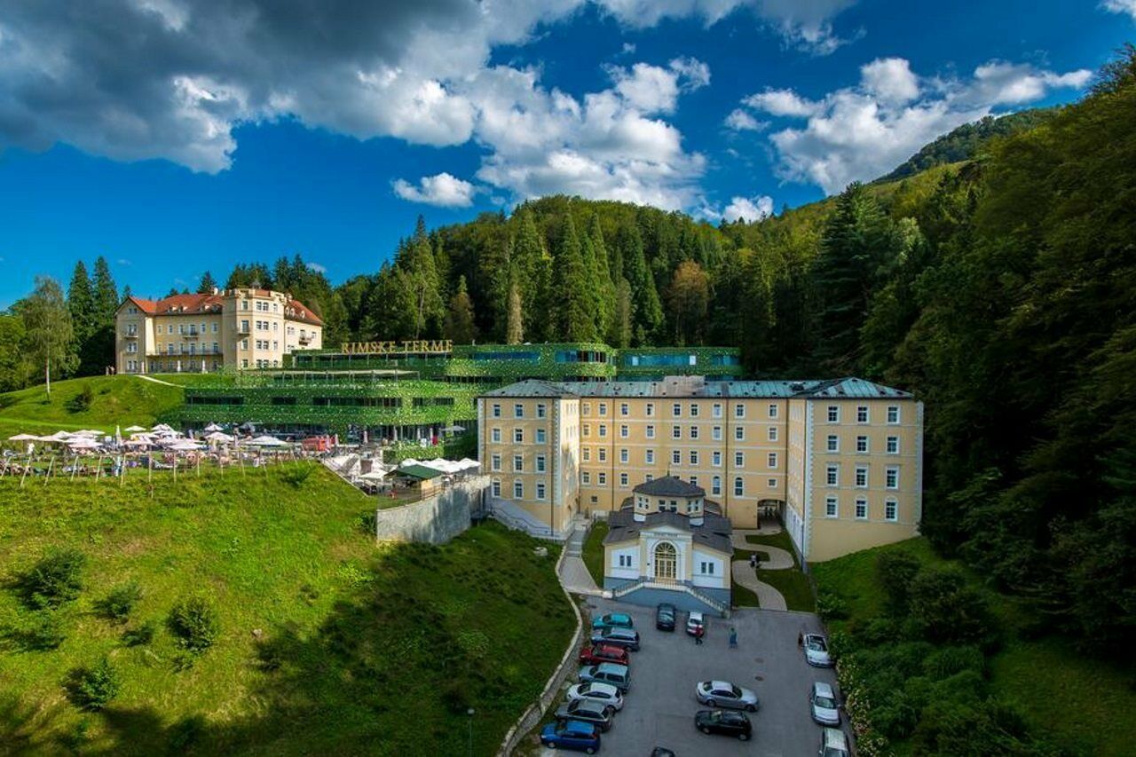 Rimske Terme - Hotel Zdraviliski Dvor Rimske Toplice Zewnętrze zdjęcie