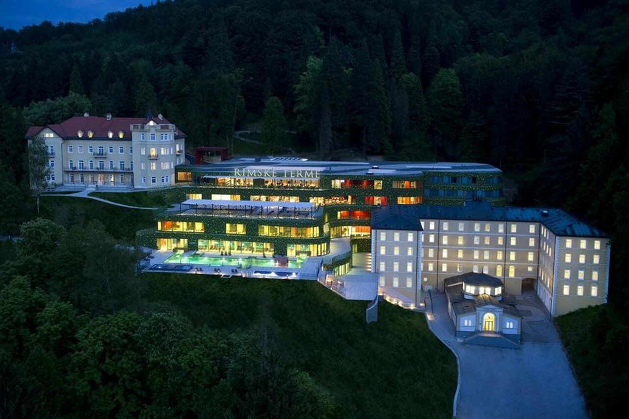 Rimske Terme - Hotel Zdraviliski Dvor Rimske Toplice Zewnętrze zdjęcie