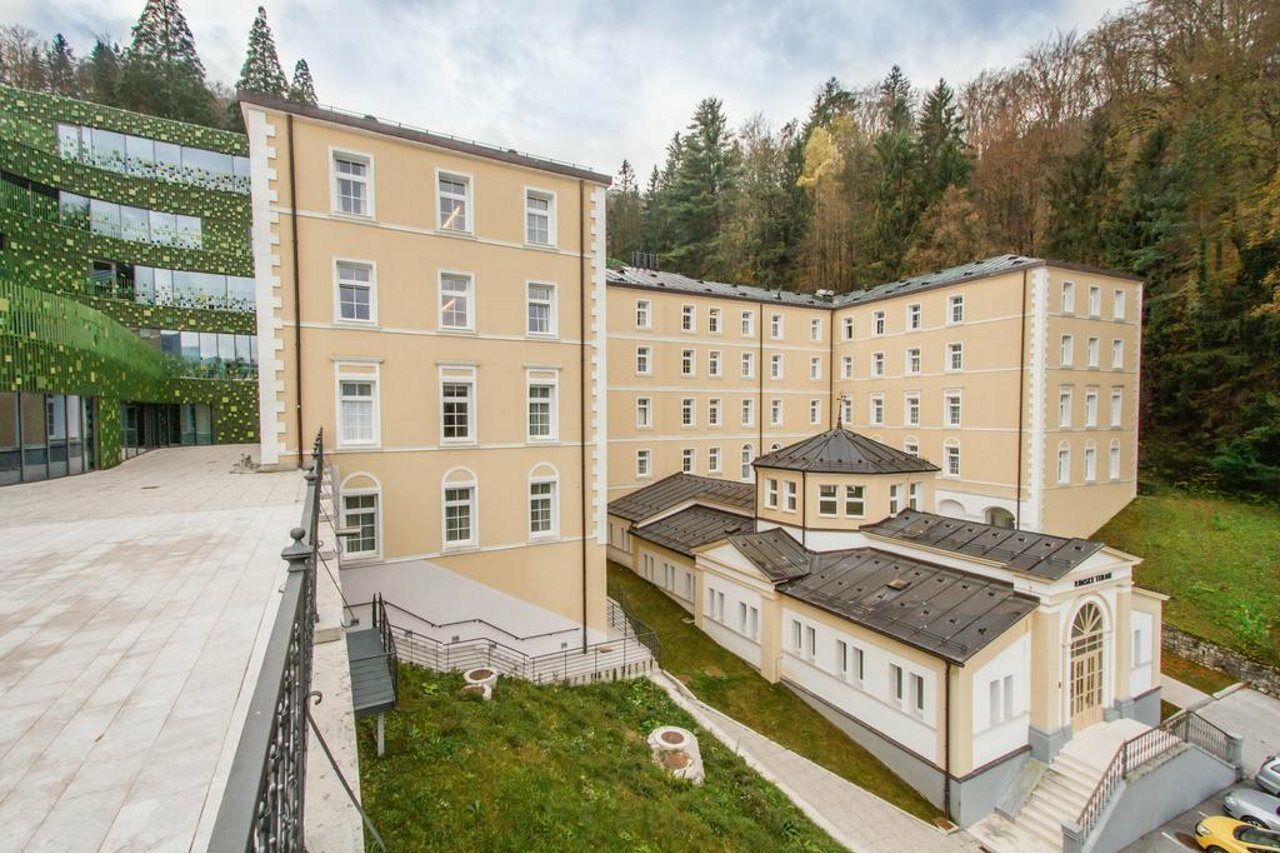 Rimske Terme - Hotel Zdraviliski Dvor Rimske Toplice Zewnętrze zdjęcie